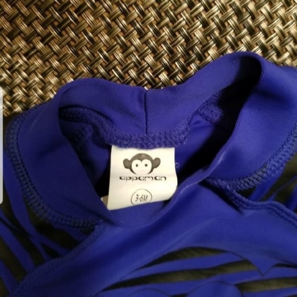 Appaman Rash Guard - Picture 2 of 2